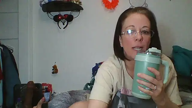 PartyPawgGirl420 online show from March 2, 2025, 5:33 am