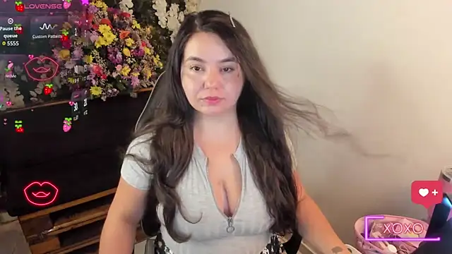 Snapshot of ainohacarter_89 chatting on May 2, 2026, 1:21 am ainohacarter 89 online show from May 2, 2026, 1:21 am